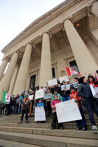 TREVOR HAGAN / WINNIPEG FREE PRESS
A rally raising awareness to the brutal killing of women, children and elders in Syria and around the world, Sunday, March 18, 2018.