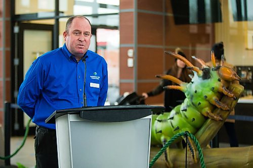 MIKAELA MACKENZIE / WINNIPEG FREE PRESS
Grant Furniss, senior director of animal care and conservation announces the new summer exhibition, Xtreme BUGS, at Assiniboine Park Zoo in Winnipeg on Wednesday, March 21, 2018. Extreme BUGS will feature 19 giant, animatronic bugs.
 Mikaela MacKenzie / Winnipeg Free Press 21, 2018.
