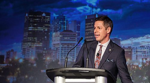 MIKE DEAL / WINNIPEG FREE PRESS
Winnipeg Mayor Brian Bowman during his last State of the City address before the civic election this fall.
180323 - Friday, March 23, 2018.