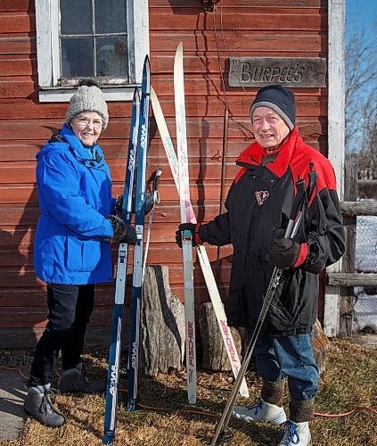 MIKE DEAL / WINNIPEG FREE PRESS
Jane and Al Burpee, parents of Ace Burpee, on their family farm near Cooks Creek, MB.
180323 - Friday, March 23, 2018.