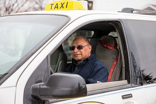 MIKAELA MACKENZIE / WINNIPEG FREE PRESS
Baldev Gill, a long-time local cab driver, is starting a new cab dispatch service called Yellow Taxi that won't charge drivers a fee to join. Gill poses for a portrait with his van in Winnipeg on Saturday, March 24, 2018.
Mikaela MacKenzie / Winnipeg Free Press 24, 2018.