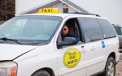 MIKAELA MACKENZIE / WINNIPEG FREE PRESS
Baldev Gill, a long-time local cab driver, is starting a new cab dispatch service called Yellow Taxi that won't charge drivers a fee to join. Gill poses for a portrait with his van in Winnipeg on Saturday, March 24, 2018.
Mikaela MacKenzie / Winnipeg Free Press 24, 2018.