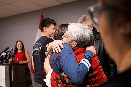 MIKAELA MACKENZIE / WINNIPEG FREE PRESS
Thelma Favel, Tina's great-aunt, hugs Trinity Harry, a student who co-created a tribute in memory of Tina Fontaine that will stay in the Ndinawe Youth Resource Centre in Winnipeg on Tuesday, March 27, 2018.
Mikaela MacKenzie / Winnipeg Free Press 27, 2018.