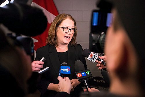 MIKAELA MACKENZIE / WINNIPEG FREE PRESS
Jane Philpott, Minister of Indigenous Services, scrums with the media after announcing funding to support Ndinawe Youth Resource Centre expansion in memory of Tina Fontaine in Winnipeg on Tuesday, March 27, 2018.
Mikaela MacKenzie / Winnipeg Free Press 27, 2018.