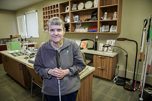 MIKE DEAL / WINNIPEG FREE PRESS
Katie Goetz, a volunteer and client at CNIB, in the CNIB shop, where they sell things like white canes and talking watches.
For a story on the CNIB and its 100th anniversary celebrations.
180326 - Monday, March 26, 2018.