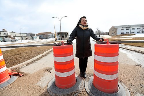 RUTH BONNEVILLE / WINNIPEG FREE PRESS


Photos  of Loretta Ross, Manitoba Treaty Commissioner for Story about Kapyong Barracks being a possible tangible example of reconciliation
 Gates to Kapyong Barracks off Grant behind her.  

See Jessica Botelho-Urbanski story


March 27,  2018
