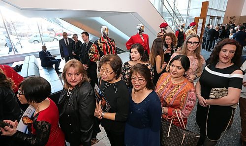 JASON HALSTEAD / WINNIPEG FREE PRESS

Attendees wait to have a photo taken with Peter Nygard, founder and chairman of Nygard International, at the Nygard 50 Years in Fashion event at the RBC Convention Centre Winnipeg on March 16, 2018. (See Social Page)