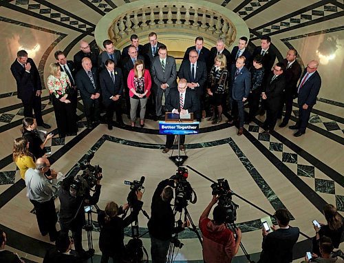 BORIS MINKEVICH / WINNIPEG FREE PRESS
Ambulance fees announcement in the Rotunda of the Legislative Building. Health, Seniors and Active Living Minister Kelvin Goertzen makes the announcement with an army of PC party elected behind him. April 3, 2018