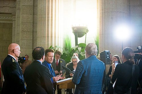 MIKAELA MACKENZIE / WINNIPEG FREE PRESS
Infrastructure Minister Ron Schuler announces the expansion of Alert Ready to wireless devices at the Manitoba Legislative Building in Winnipeg on Tuesday, April 3, 2018. 
Mikaela MacKenzie / Winnipeg Free Press 03, 2018.