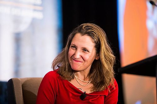 MIKAELA MACKENZIE / WINNIPEG FREE PRESS
Foreign Affairs Minister Chrystia Freeland participates in a discussion with Executive Vice-President Corporate Services and Chief Legal Officer for CN Sean Finn at the Delta in Winnipeg on Wednesday, April 4, 2018.