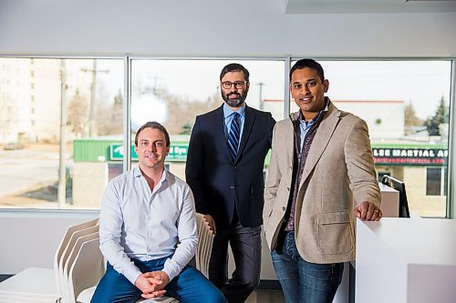 MIKAELA MACKENZIE / WINNIPEG FREE PRESS
Mr. Darren Murphy (left), Dr. Sacha Rehsia, and Dr. Andy Dandekar pose in the newly renovated reception area at the Charleswood Medical Clinic in Winnipeg on Wednesday, April 4, 2018. The clinic has been sitting vacant for the past couple of years, but will now be up and running soon.
Mikaela MacKenzie / Winnipeg Free Press 04, 2018.