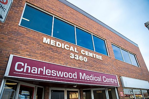 MIKAELA MACKENZIE / WINNIPEG FREE PRESS
The Charleswood Medical Clinic in Winnipeg on Wednesday, April 4, 2018. The clinic has been sitting vacant for the past couple of years, but will now be up and running soon.
Mikaela MacKenzie / Winnipeg Free Press 04, 2018.