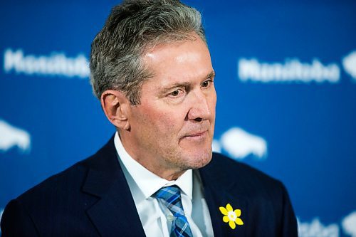 MIKAELA MACKENZIE / WINNIPEG FREE PRESS
Premier Brian Pallister scrums with the media about tax issues with his property in Costa Rica at the Manitoba Legislative Building in Winnipeg on Wednesday, April 4, 2018.