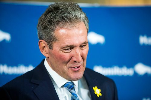 MIKAELA MACKENZIE / WINNIPEG FREE PRESS
Premier Brian Pallister scrums with the media about tax issues with his property in Costa Rica at the Manitoba Legislative Building in Winnipeg on Wednesday, April 4, 2018.