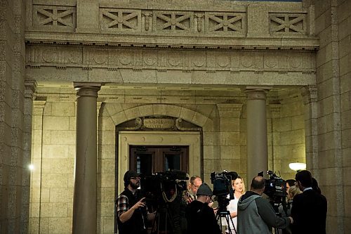 MIKAELA MACKENZIE / WINNIPEG FREE PRESS
Rochelle Squires, minister responsible for the status of women, scrums with the media on bill 219, which would prevent employers from requiring servers to wear high heels on the job, at the Manitoba Legislative Building in Winnipeg on Thursday, April 5, 2018. 
Mikaela MacKenzie / Winnipeg Free Press 2018.