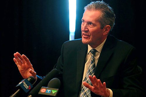 BORIS MINKEVICH / WINNIPEG FREE PRESS
Premier Brian Pallister talked to the media today in Room 204 of the Legislative Building about Manitobas Climate and Green Plan. April 6, 2018