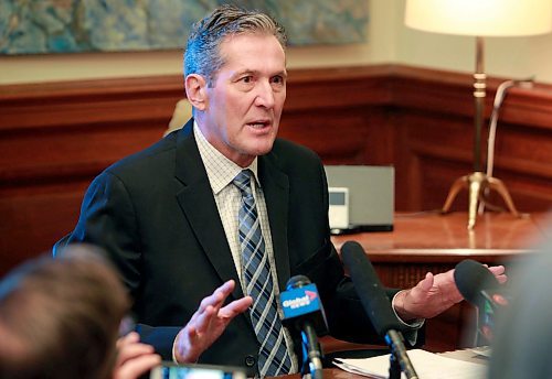 BORIS MINKEVICH / WINNIPEG FREE PRESS
Premier Brian Pallister talked to the media today in Room 204 of the Legislative Building about Manitobas Climate and Green Plan. April 6, 2018