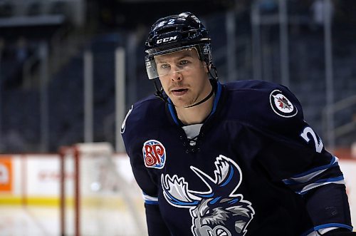 TREVOR HAGAN / WINNIPEG FREE PRESS
Manitoba Moose forward, Darren Kramer (22), during warmup prior to the game against the Bakersfield Condors, Sunday, April 8, 2018.