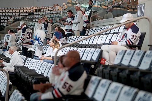 TREVOR HAGAN / WINNIPEG FREE PRESS
Fans begin to take their seats prior to playoff game one between the Winnipeg Jets' and Minnesota Wild, Wednesday, April 11, 2018.