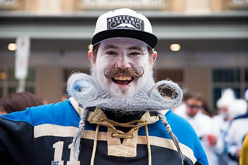 MIKAELA MACKENZIE / WINNIPEG FREE PRESS
Justin Ross arrives at the Jets whiteout party on Donald Street in Winnipeg on Wednesday, April 11, 2018. 
Mikaela MacKenzie / Winnipeg Free Press 2018.