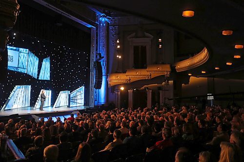 TREVOR HAGAN / WINNIPEG FREE PRESS
Chris Jericho performing during the Winnipeg Comedy Fest Gala at the Pantages Playhouse, Thursday, April 12, 2018.