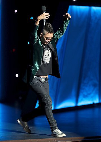 TREVOR HAGAN / WINNIPEG FREE PRESS
Elvira Kurt preparing the audience during the Winnipeg Comedy Fest Gala at the Pantages Playhouse, Thursday, April 12, 2018.