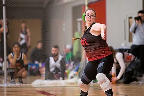MIKAELA MACKENZIE / WINNIPEG FREE PRESS
Guylaine San Filippo, co-captain of Strike 1919, throws a ball at the Canadian national team dodgeball trials at the Duckworth Centre in Winnipeg on Friday, April 13, 2018. 
Mikaela MacKenzie / Winnipeg Free Press 2018.