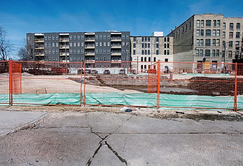 PHIL HOSSACK / WINNIPEG FREE PRESS - RRC PROJECT Elgin Ave : On Monday, it will be six weeks since Red River College placed construction on its $95-million Innovation Centre on hold. There is still no resolution, but builders still need to be paid. The college is now incurring added costs and is eyeing a Plan B that would see the heritage building readied for fall classes. If work on the main building is stalled much longer, they will have effectively lost a construction season. LARRY KUSH story. ,- April 13, 2018