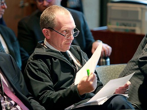 BORIS MINKEVICH / WINNIPEG FREE PRESS
Winnipeg Fire Paramedic Service (WFPS) chief John Lane at City Hall today for EPC meeting. ALDO SANTIN STORY. April 17, 2018