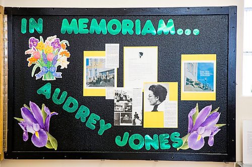 MIKAELA MACKENZIE / WINNIPEG FREE PRESS
A bulletin board is done up in memoriam of Audrey Jones at the Technical Vocational High School in Winnipeg on Tuesday, April 17, 2018. Jones was active in many different facets of student life during her teaching career at the high school.
Mikaela MacKenzie / Winnipeg Free Press 2018.