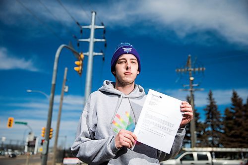 MIKAELA MACKENZIE / WINNIPEG FREE PRESS
Peter Townsend, who received a letter from provincial offences court indicating data related to his tickets has been lost, poses for a portrait by McPhillips in Winnipeg on Tuesday, April 17, 2018. 
Mikaela MacKenzie / Winnipeg Free Press 2018.