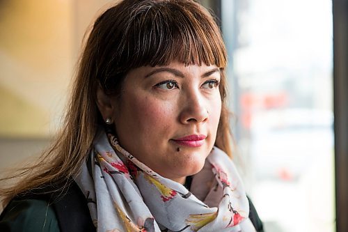 MIKAELA MACKENZIE / WINNIPEG FREE Susie Erjavec Parker, a social media specialist and owner of SPARKER Strategy Group, poses for a portrait in Winnipeg on Wednesday, April 18, 2018. 
Mikaela MacKenzie / Winnipeg Free Press 2018.