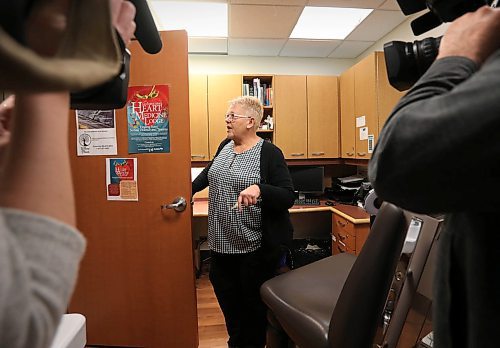 RUTH BONNEVILLE / WINNIPEG FREE PRESS

Edie Adams, a nurse for Sexual Assault victims, shows the media the private suite available at HSC thats available for the Safety, privacy and comfort Victims,Tuesday.  April is Sexual Assault Awareness Month (SAAM), an annual campaign to raise awareness about sexual assault and educate communities and individuals on how to prevent sexual violence.  
Exam room in suite.  

See Jane Gerster  | Health Reporter 

April 24,  2018
