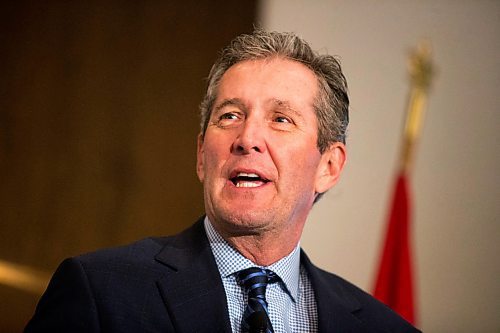 MIKAELA MACKENZIE / WINNIPEG FREE PRESS
Premier Brian Pallister speaks at a Manitoba Chambers of Commerce event at the Delta in Winnipeg on Tuesday, April 24, 2018.
Mikaela MacKenzie / Winnipeg Free Press 2018.