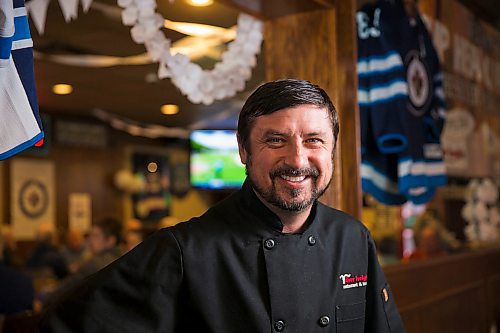 MIKAELA MACKENZIE / WINNIPEG FREE PRESS
Tony Siwicki, owner of Silver Heights, poses for a portrait during the lunch rush in his restaurant in Winnipeg on Tuesday, April 24, 2018. The Jets being in the playoffs is having a trickle-down effect on business at the bars and restaurants around town.
Mikaela MacKenzie / Winnipeg Free Press 2018.