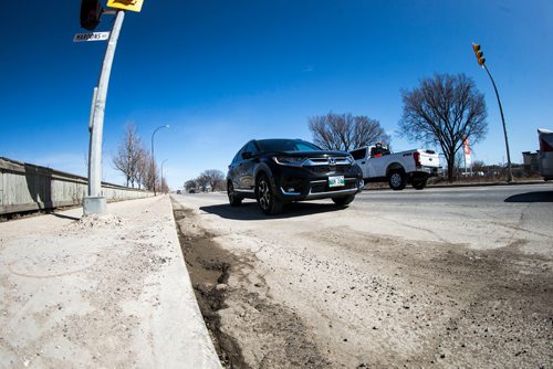 MIKAELA MACKENZIE / WINNIPEG FREE PRESS
Empress Street was named the worst road by CAA in Winnipeg on Thursday, April 26, 2018. 
Mikaela MacKenzie / Winnipeg Free Press 2018.