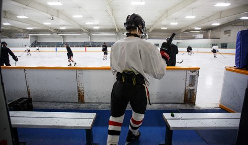 MIKE DEAL / WINNIPEG FREE PRESS
Carson Lambos at Southdale CC during a RHA Nationals practice is one of the several promising prospects in the upcoming WHL Bantam entry draft.
180424 - Tuesday, April 24, 2018.