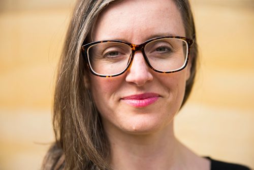 MIKAELA MACKENZIE / WINNIPEG FREE PRESS
Lisa Stepnuk, project coordinator of the 30 by 30 initiative, poses for a portrait in her backyard in Winnipeg on Friday, April 27, 2018. Engineers Geoscientists Manitoba is about to launch a Project 30 campaign to get 30 per cent women engineers by 2030.
Mikaela MacKenzie / Winnipeg Free Press 2018.