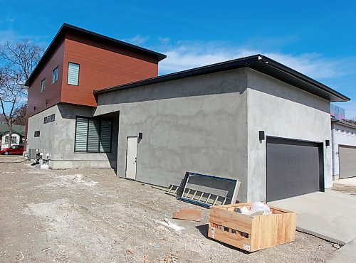 BORIS MINKEVICH / WINNIPEG FREE PRESS
NEW HOMES - 390 Beaverbrook Street in River Heights. Dwell Design Homes. Infill home. Attached back garage. TODD LEWYS STORY  April 30, 2018