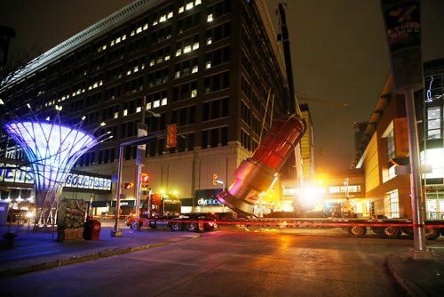 John Woods/Winnipeg Free Press
Crews clean up after the Winnipeg Jets' white out playoff party in downtown Winnipeg, Tuesday, May 1, 2018. 
