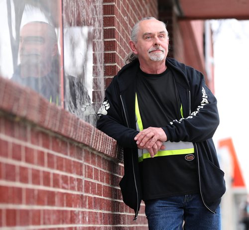 RUTH BONNEVILLE / WINNIPEG FREE PRESS

Volunteer Column
Portrait of Michael Thiessen a volunteer with the Bear Clan for the May 6th edition.  Photo taken outside 472 Selkirk Ave.  



May 02,  2018
