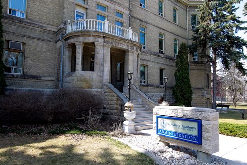 BORIS MINKEVICH / WINNIPEG FREE PRESS
St. Mary's Academy is a private Catholic girls' school in Winnipeg, Manitoba, Canada. It was founded by the Grey Nuns in 1869 and became the oldest continually operating independent school in the province. Wikipedia
Address: 550 Wellington Crescent. FILE PHOTO.  May 3, 2018