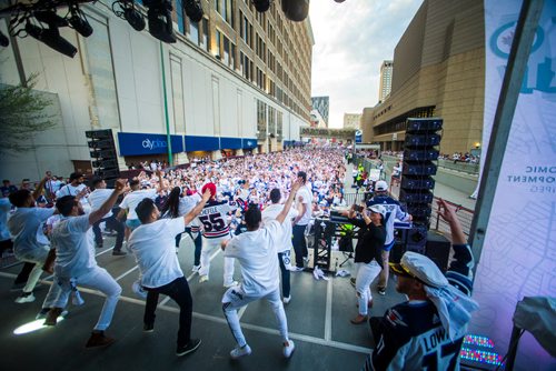 MIKAELA MACKENZIE / WINNIPEG FREE PRESS
Viral Jets Bhangra dancers perform at the  whiteout street party just before the game starts in Winnipeg on Monday, May 7, 2018. 
Mikaela MacKenzie / Winnipeg Free Press 2018.