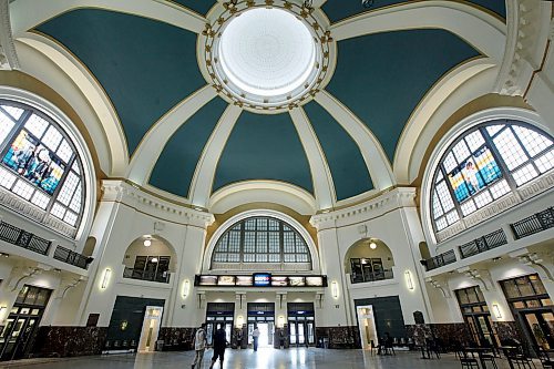 PHIL HOSSACK / WINNIPEG FREE PRESS -  Union Station, see story re: Public toilets.  - MAY 8, 2018.