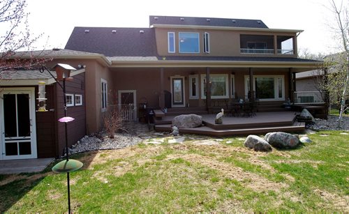 BORIS MINKEVICH / WINNIPEG FREE PRESS
RESALE HOME - 226 Mariners Way in East St. Paul. Back of home . Realtor Cliff King is selling home. TODD LEWYS STORY. May 8, 2018