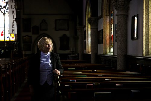 MIKAELA MACKENZIE / WINNIPEG FREE PRESS
Reverend Enid Pow of Holy Trinity Church poses for a portrait at the church in Winnipeg on Wednesday, May 9, 2018. Pow agreed to a public washroom on the downtown property, saying that it provides dignity to people who need it.
Mikaela MacKenzie / Winnipeg Free Press 2018.