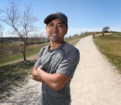 RUTH BONNEVILLE / WINNIPEG FREE PRESS


Volunteers column: 
Portraits of Junel Malapad on Garbage Hill for the May 14 edition of column.

Junel, 47, is an avid runner who volunteers his time raising money for Canadian Mental Health Association Manitoba. 


Aaron Epp
Volunteers columnist, Winnipeg Free Press

May 09,  2018
