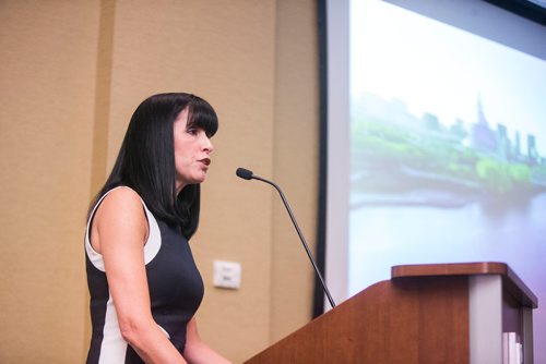 MIKAELA MACKENZIE / WINNIPEG FREE PRESS
Economic Development Winnipeg president and CEO Dayna Spiring speaks at the Richardson Building in Winnipeg on Friday, May 11, 2018. 
Mikaela MacKenzie / Winnipeg Free Press 2018.