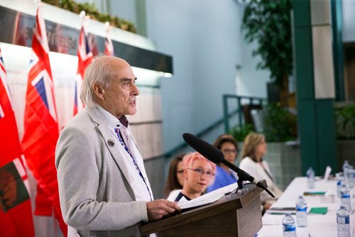 MIKAELA MACKENZIE / WINNIPEG FREE PRESS
Dr. Brian Rush, co-author of VIRGO report, announces the release of the report on mental health and addictions recommendations in the Albrechtsen Research Centre in Winnipeg on Monday, May 14, 2018.
Mikaela MacKenzie / Winnipeg Free Press 2018.
