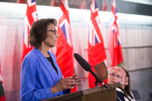 MIKAELA MACKENZIE / WINNIPEG FREE PRESS
Florence Keeper, previous health-care professional and person with lived experience, announces the release of the Virgo report on mental health and addictions recommendations in the Albrechtsen Research Centre in Winnipeg on Monday, May 14, 2018.
Mikaela MacKenzie / Winnipeg Free Press 2018.